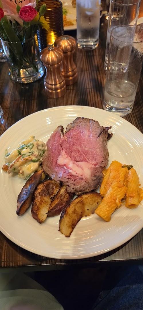 Craftsman Wood Grille & Tap House